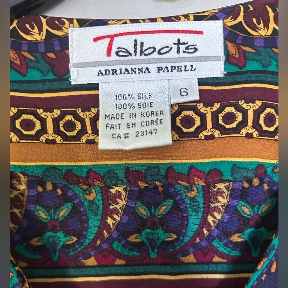 Talbots 100% silk 90’ Paisley, print blouse, size 6. - Picture 6 of 6